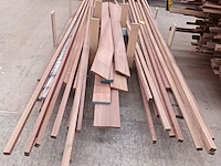 Lot 605 - houten planken en latten - afbeelding 4 van  4