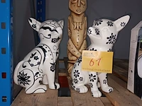 Lot 61 - beelden. 3 stuks - afbeelding 1 van  4