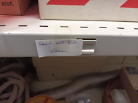 Lot 61 - diverse onderdelen. inhoud rek - afbeelding 14 van  14