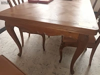 Lot 61 - houten eetkamertafel - afbeelding 2 van  3