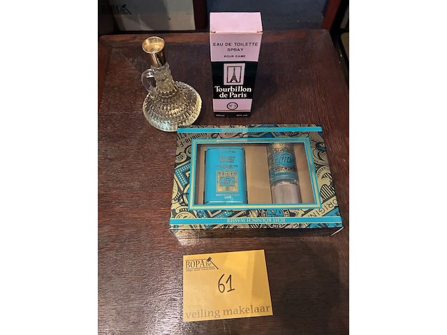 Lot 61 - lot parfums - eau de cologne, oa. 4711, 3 stuks - afbeelding 1 van  3