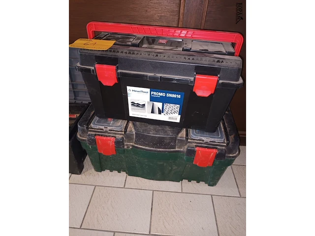 Lot 61 - materiaalkoffers. 3 stuks - afbeelding 3 van  3