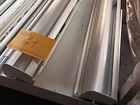 Lot 61 - roll-up banners. 2 stuks - afbeelding 2 van  3