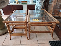 Lot 61 - rotan tafeltjes. 3 stuks - afbeelding 2 van  5