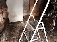 Lot 61 - trapladder - afbeelding 2 van  2