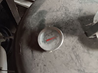 Lot 62 - bbq op wielen - afbeelding 2 van  2