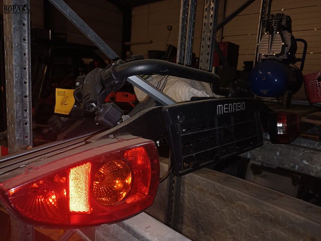 Lot 62 - fietsdrager menabo - afbeelding 2 van  3