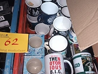 Lot 62 - groot lot koffietassen - afbeelding 3 van  6