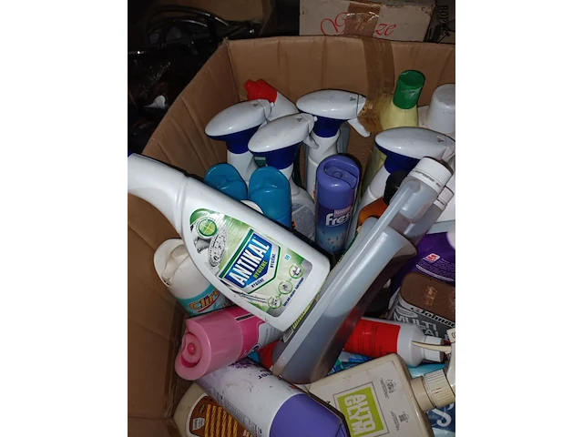 Lot 62 - onderhoudsproducten - afbeelding 3 van  4