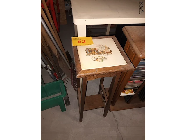 Lot 62 - plantentafel - afbeelding 1 van  3