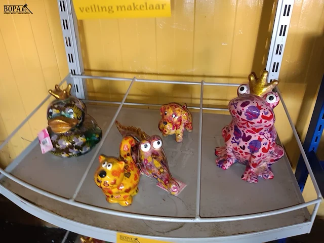 Lot 62 - pompidou beeldjes. 5 stuks - afbeelding 1 van  1