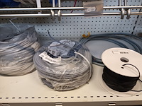 Lot 62 - restrollen kabel met rolhouders - afbeelding 5 van  5