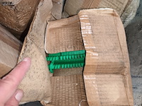 Lot 62 - tackernagels en tackerautomaten - afbeelding 2 van  8