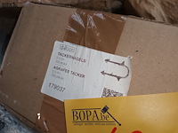 Lot 62 - tackernagels en tackerautomaten - afbeelding 3 van  8