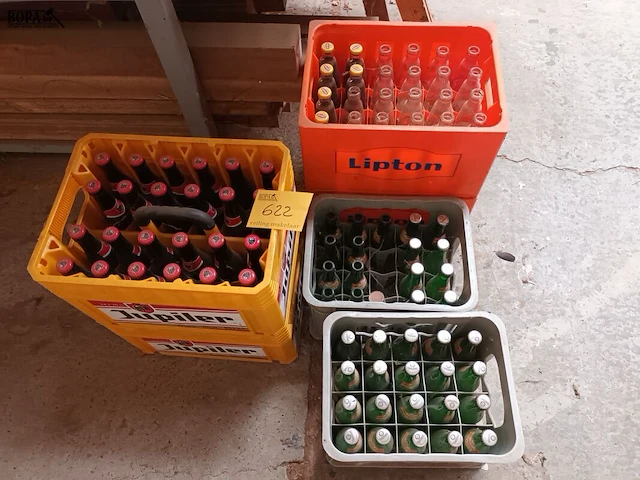 Lot 622 - leeggoed bakken. 6 stuks - afbeelding 1 van  4