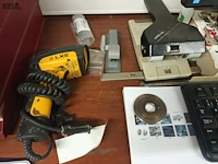 Lot 624 - computer , scanners, kantoormateriaal - afbeelding 6 van  7