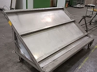 Lot 627 - inox rolwagen - afbeelding 1 van  2