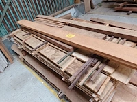 Lot 628 - houten planken - afbeelding 1 van  5