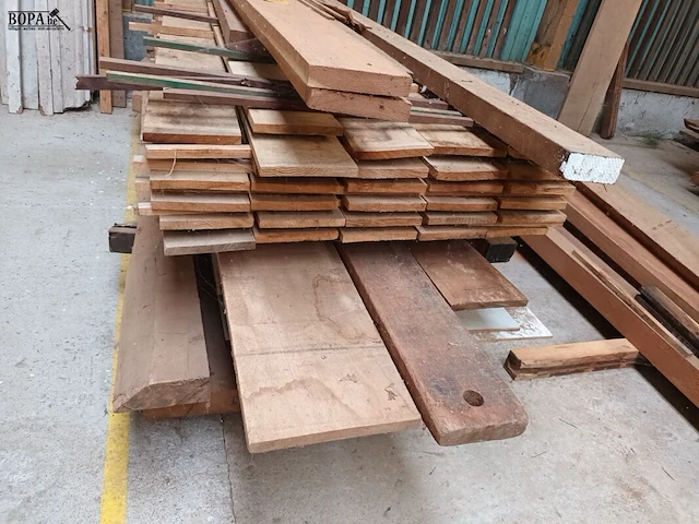 Lot 628 - houten planken - afbeelding 2 van  5