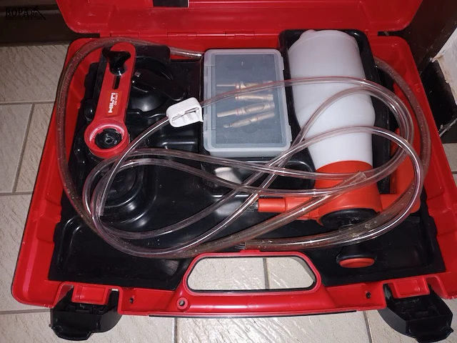 Lot 63 - diamantboorset hilti in koffer - afbeelding 2 van  3