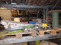 Lot 63 - elektriciteitskabel en daglichten - afbeelding 1 van  3