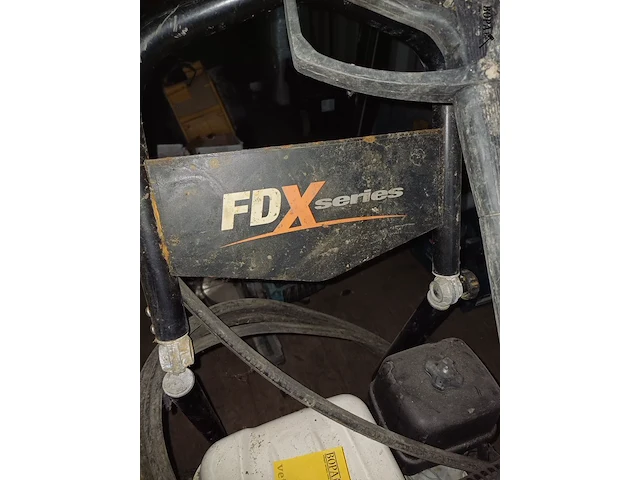 Lot 63 - fdx steamer - afbeelding 3 van  7
