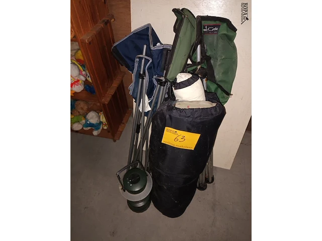 Lot 63 - kampeermateriaal. 4 stuks - afbeelding 1 van  4