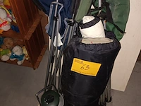 Lot 63 - kampeermateriaal. 4 stuks - afbeelding 1 van  4