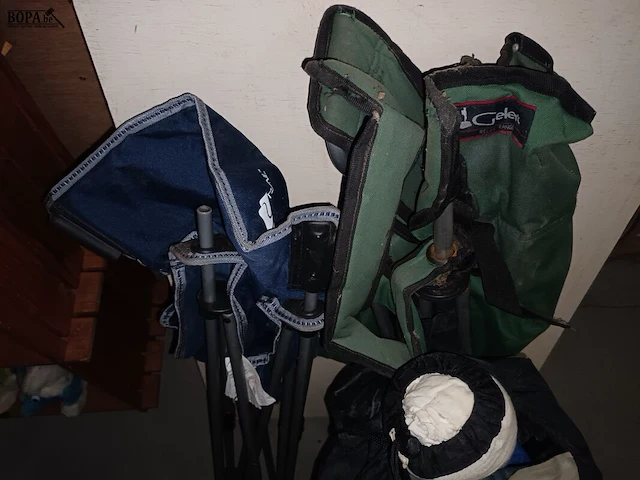 Lot 63 - kampeermateriaal. 4 stuks - afbeelding 4 van  4