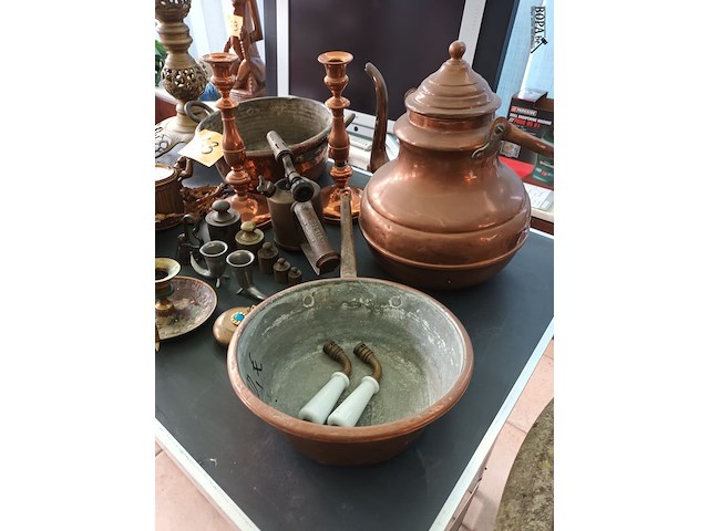 Lot 63 - koperen decoratie. 22 stuks - afbeelding 6 van  6