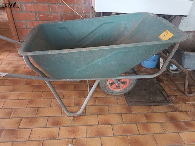 Lot 63 - kruiwagen - afbeelding 2 van  3