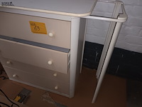 Lot 63 - ladekast - afbeelding 2 van  3