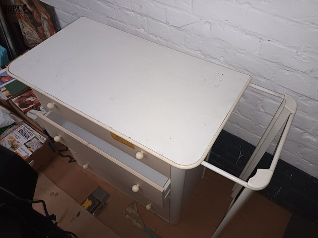 Lot 63 - ladekast - afbeelding 3 van  3