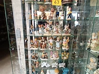 Lot 63 - porseleinen beeldjes. 36 stuks - afbeelding 1 van  4