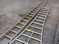 Lot 630 - ladders. 2 stuks - afbeelding 1 van  1