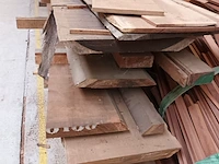 Lot 631 - boomstam planken - afbeelding 1 van  4