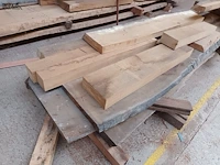 Lot 633 - houten balken en planken - afbeelding 4 van  6