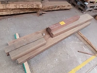 Lot 634 - houten balken - afbeelding 2 van  3