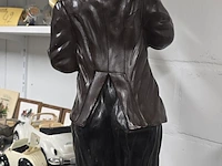 Lot 64 - charlie chaplin beeld - afbeelding 3 van  3