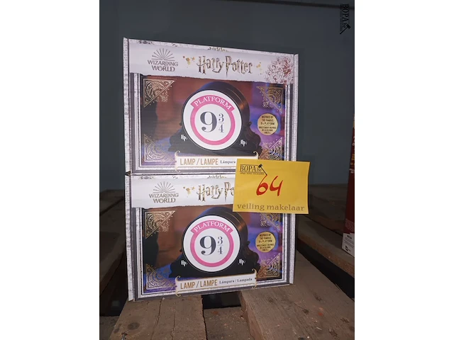 Lot 64 - harry potter lamp. 2 stuks - afbeelding 1 van  3