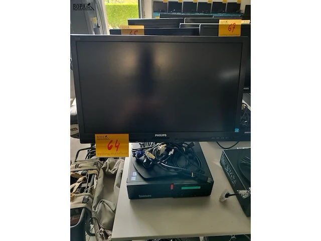 Lot 64 - lenovo thinkcentre computer - afbeelding 1 van  1