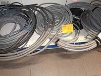 Lot 64 - restrollen elektriciteitskabel - afbeelding 1 van  4