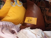 Lot 64 - sierkussens. 9 stuks - afbeelding 3 van  5