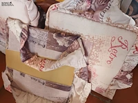 Lot 64 - sierkussens. 9 stuks - afbeelding 4 van  5