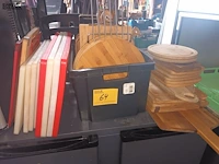Lot 64 - snijplanken. 40 stuks - afbeelding 1 van  4