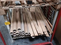 Lot 645 - metalen stapelbak - afbeelding 1 van  2