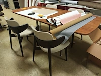 Lot 648 - vergadertafel met stoelen - afbeelding 3 van  6