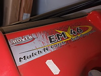 Lot 65 - benzine grasmaaier rover - afbeelding 3 van  3