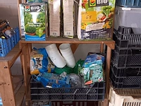 Lot 65 - dier- en tuinmateriaal - afbeelding 1 van  6