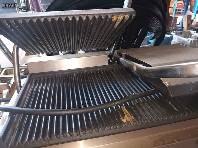 Lot 65 - dubbele contact grill select horeca - afbeelding 3 van  4